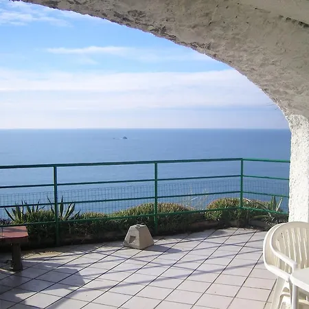 Ξενοδοχείο με διαμερίσματα Cala Silente
